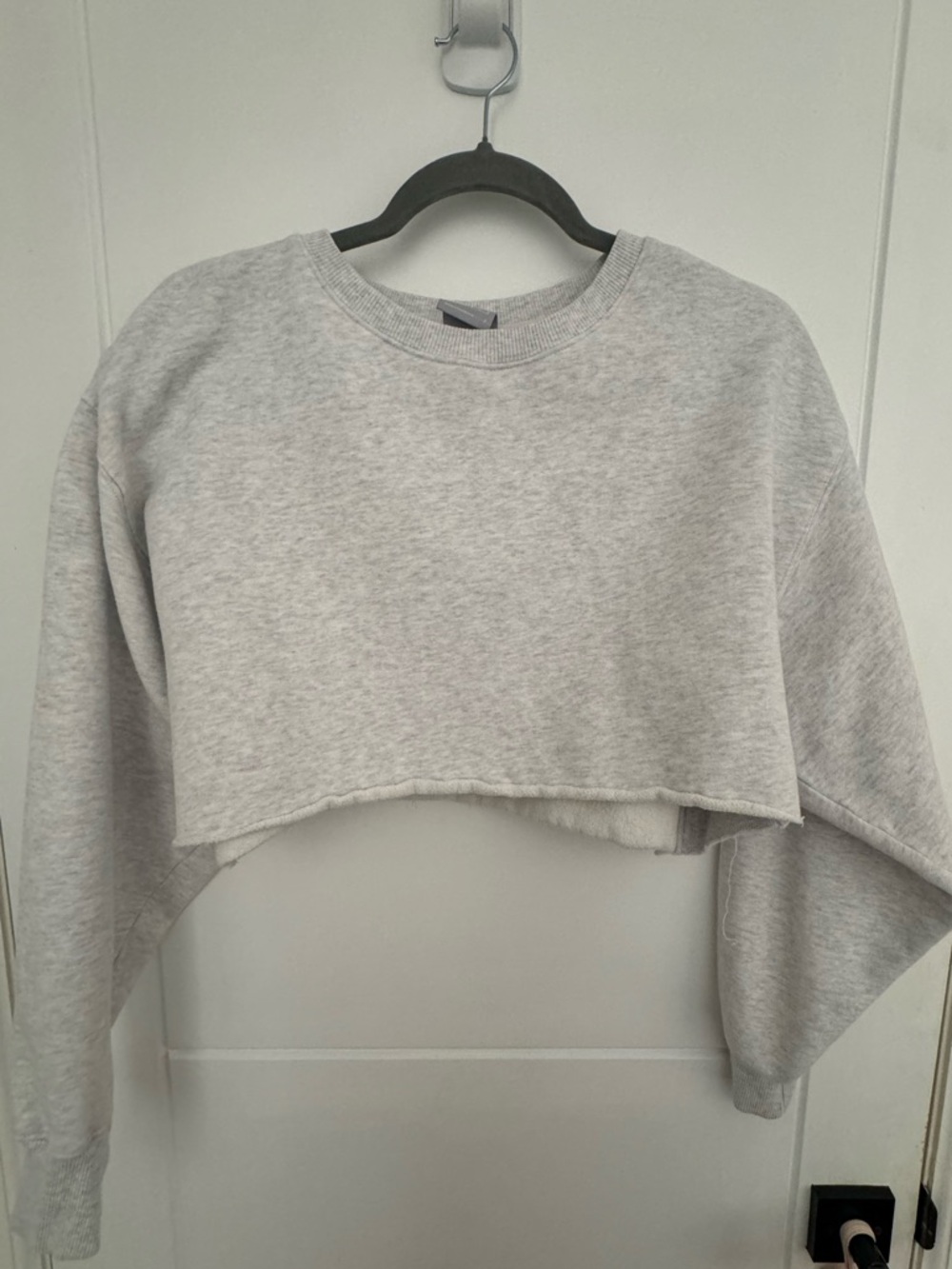 TNA CozyAF Heather Cloud White Fleece Cropped Crewneck